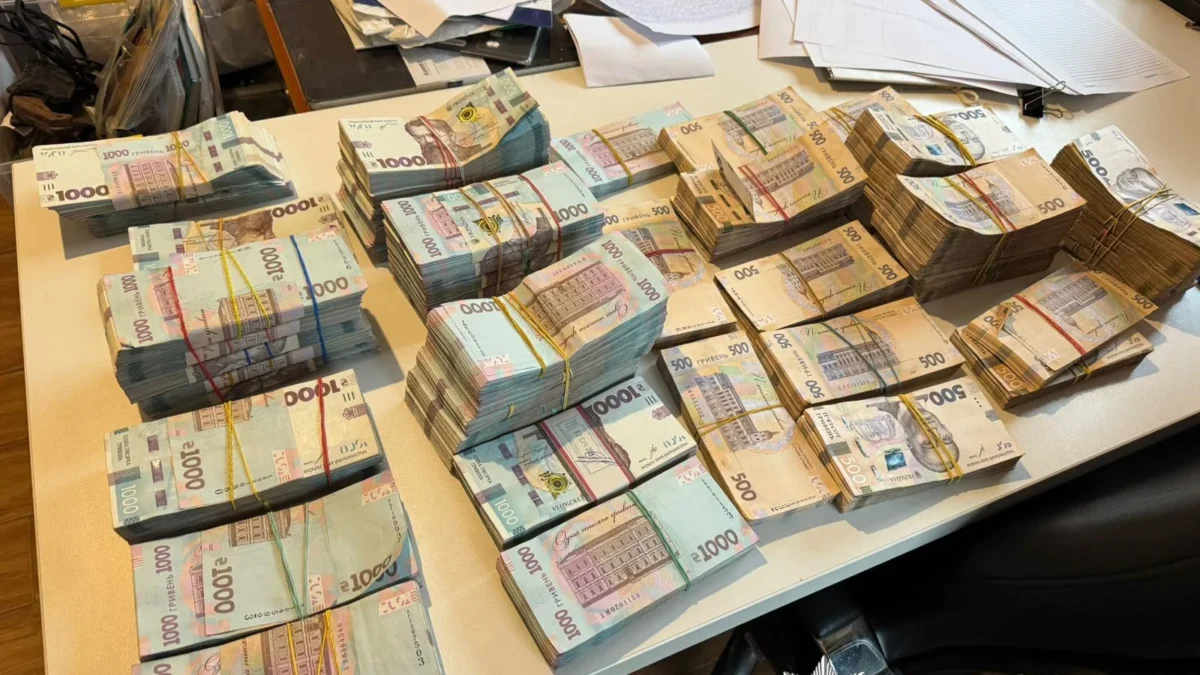 У «Київзеленбуді» викрито схему розкрадання понад 3,5 млн грн на благоустрої столичних парків