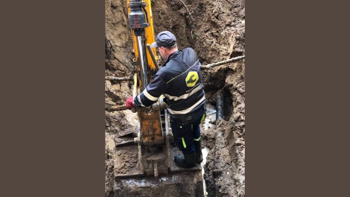 Відключення води в Бучі: відновлення водопостачання триває після пориву