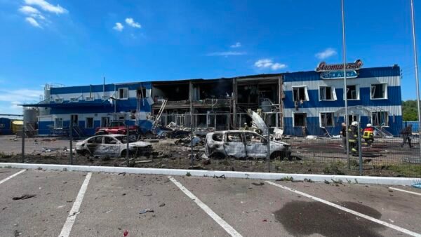Російський удар по підприємству «Яготинське для дітей» на Київщині: четверо загиблих