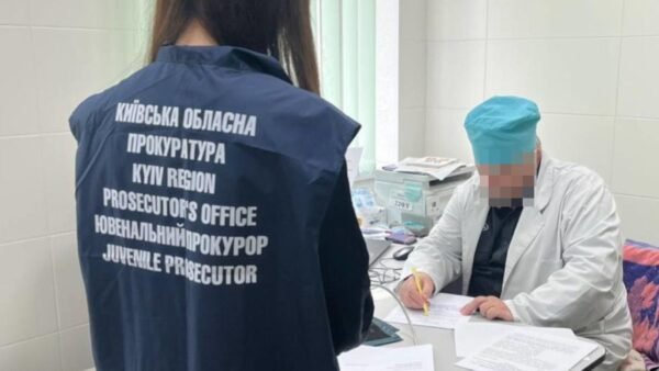 Лікарю у Сквирі оголосили підозру через ненадання допомоги 3-річній дитині