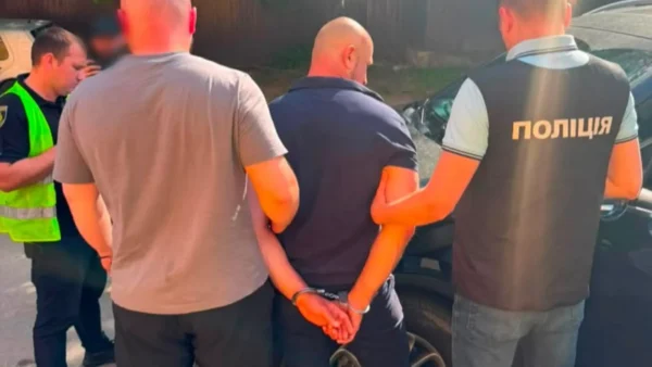 На Київщині депутату та заступнику голови громади оголосили підозру у схемі незаконного бронювання