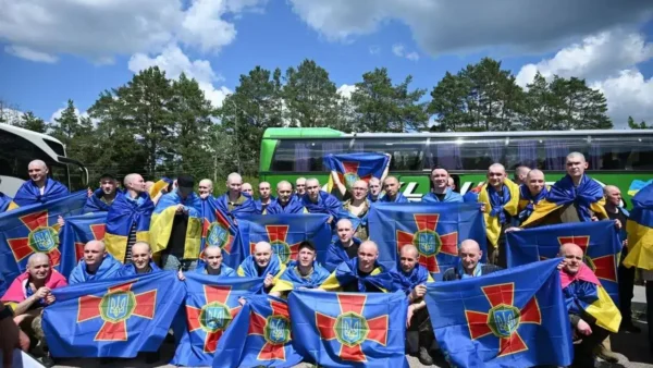 З російського полону звільнено трьох захисників із Київської області