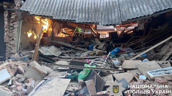 Атака на Броварський район: п’ятеро постраждалих, пошкоджені будинки