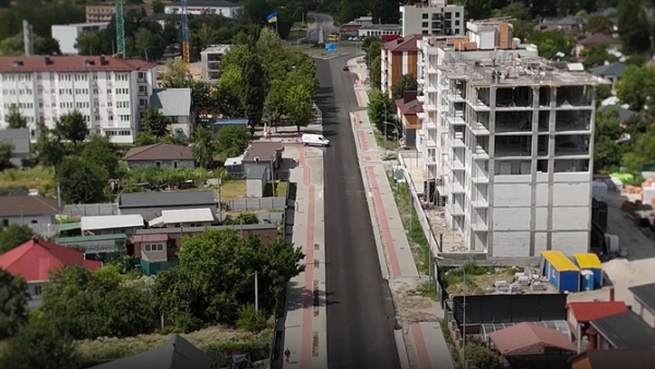 Хід реконструкції вулиці Центральної в Бородянці
