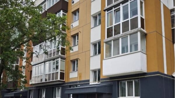 У Бородянці завершується відбудова п’ятиповерхівки для 40 родин