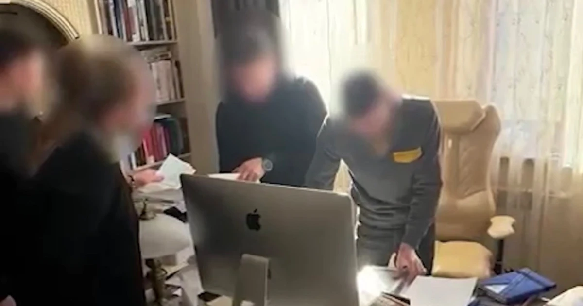 Депутати Київської облради отримали підозру у шахрайстві з бюджетними коштами