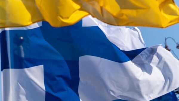Київщина отримала 27 тонн енергообладнання з Фінляндії для критичної інфраструктури