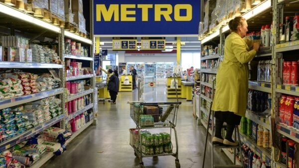 Масована атака РФ по Київщині: Metro Україна втратила товарні запаси, можливі перебої з поставками