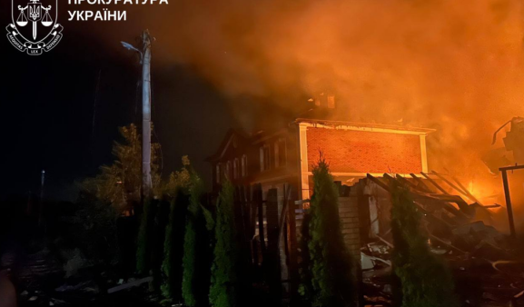 Удар ворожих безпілотників по Пухівці: троє загиблих, руйнування в Броварському районі