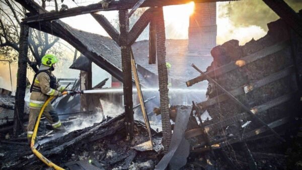 Наслідки російської атаки 30 вересня: загиблі у Вишгороді, задимлення в Києві