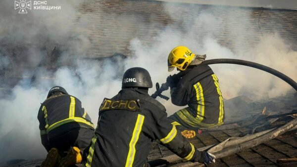 На Київщині зафіксовані наслідки ворожої атаки: постраждали люди та інфраструктура