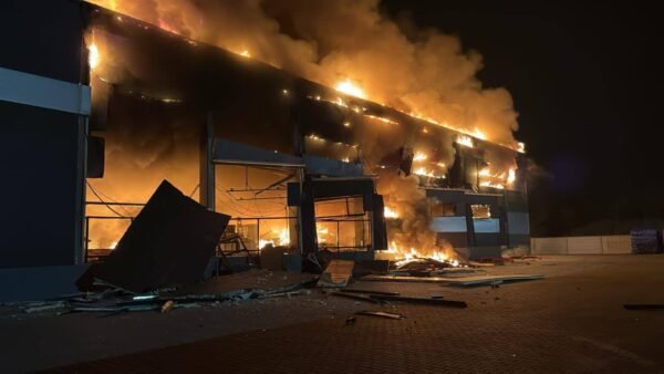 Софіївська Борщагівка: влучання безпілотника по складських приміщеннях