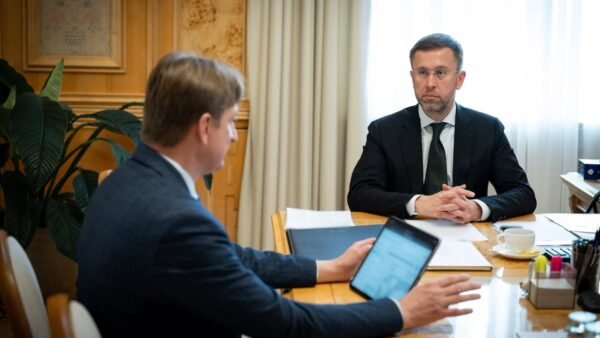 Уряд призупиняє фінансування непершочергових видатків: що це означає для Київщини