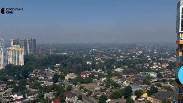 Задимлення у Києві: наслідки пожеж на Київщині, стан повітря та рекомендації