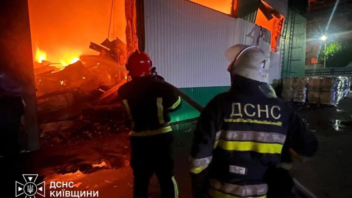 Київщина пережила ворожу атаку: двоє загиблих, семеро постраждалих, значні руйнування в п’яти районах