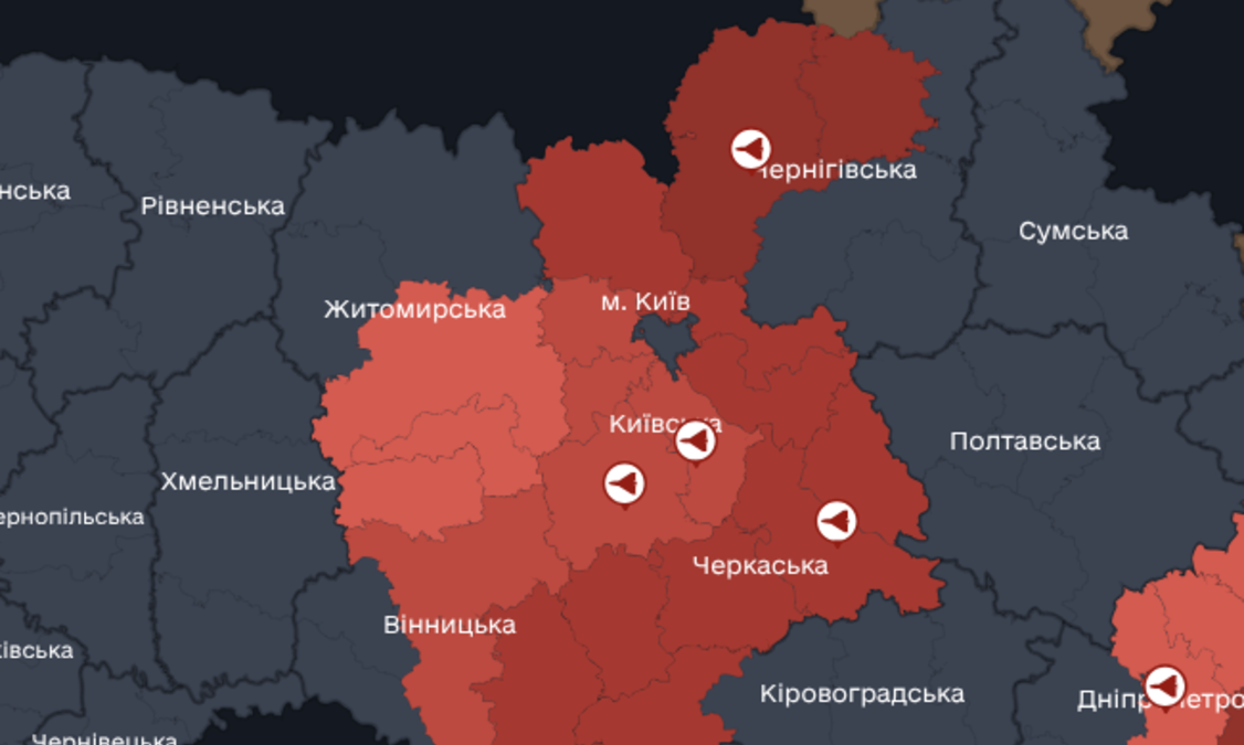 Київщина зазнала повторної дронової атаки: працювала ППО
