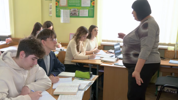 Після 9 класу: як змінять систему навчання старшокласників на Київщині