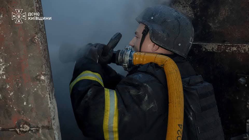 Броварський район: дрон пошкодив будинок, є постраждала