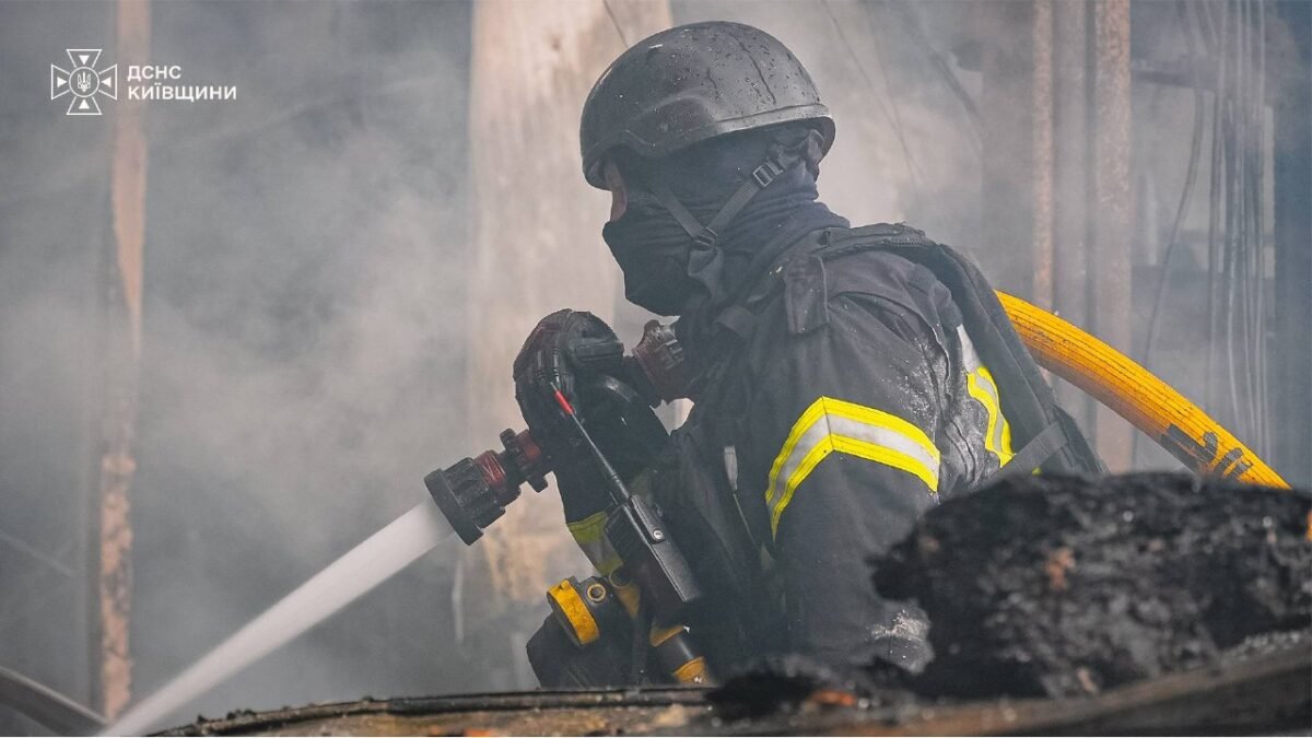 Наслідки атак на Київщині: 26 об’єктів пошкоджено, четверо постраждалих