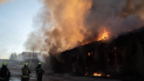 Пожежа на підприємстві в Бучанському районі: деталі ліквідації та вплив на повітря